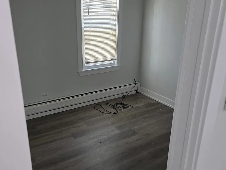2421 1st Ave #1 — Photo 3