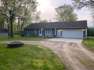 11907 Sleeper St, Grand Haven, MI 49417