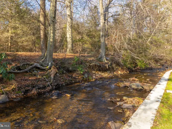 6131 Mountaindale Rd, Thurmont, MD 21788