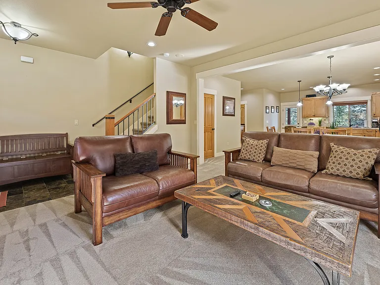 61454 Linton Loop — Photo 9