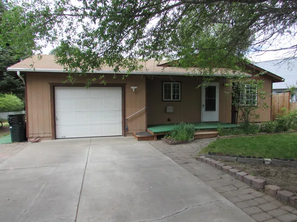 420 NE Cedar St, Madras, OR 97741
