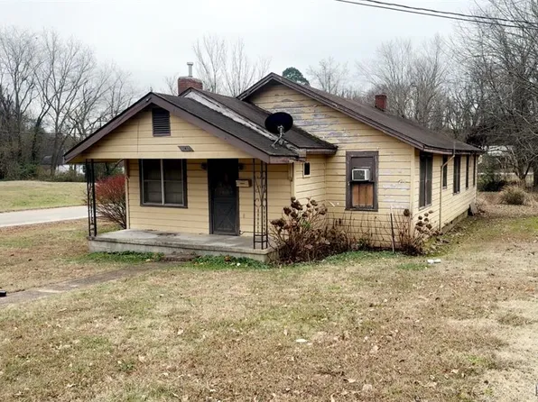402 W Harper St, Poplar Bluff, MO 63901