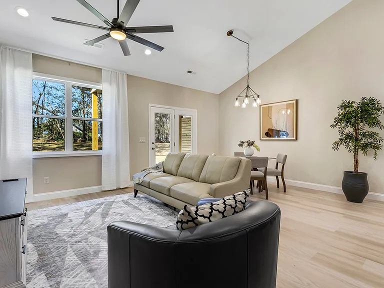 170 Weaver Rd #A — Photo 16