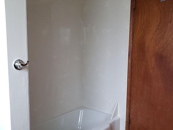4th image of 6327 23rd Ave NE APT 11