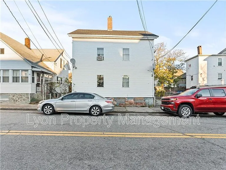 94 Webster Ave #2 — Photo 2