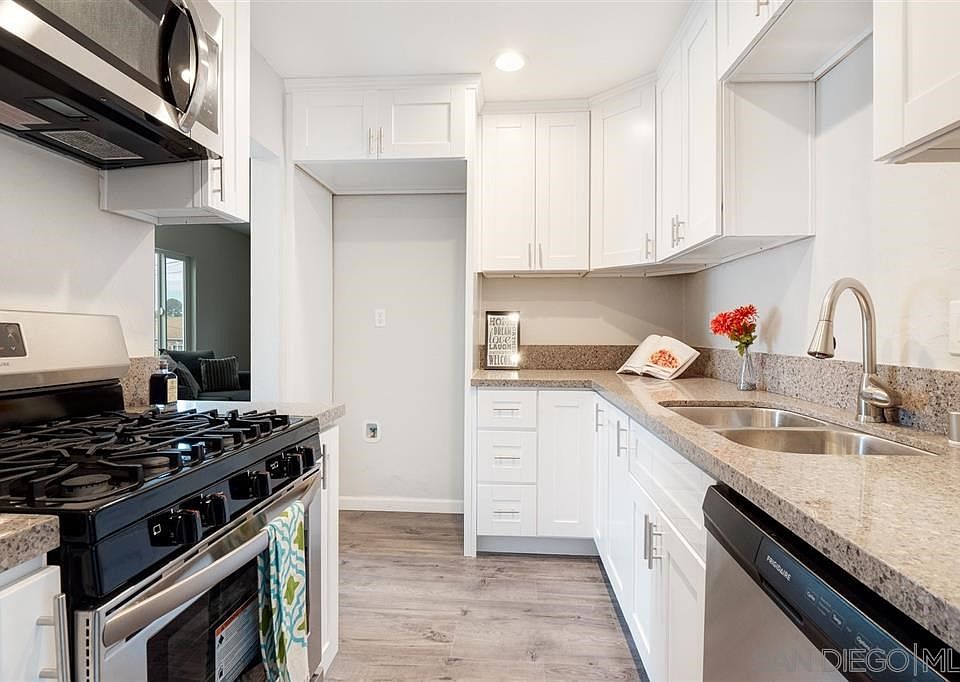 1st image of 5925 Balmoral Dr