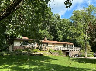 69901 Brush Rd, Niles, MI 49120