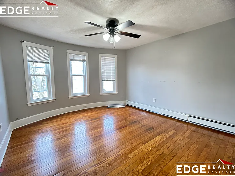 61 Clinton St #1 — Photo 3