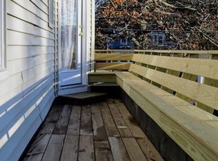 537 Shore Rd APT 2, Cape Elizabeth, ME 04107