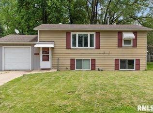 1102 N 32nd St, Springfield, IL 62702