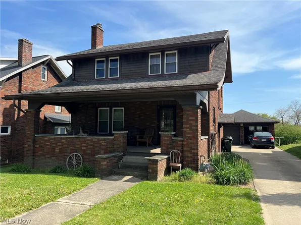 226 Dover Rd NE, Sugarcreek, OH 44681
