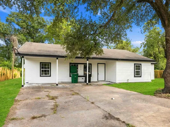 9210 Crestview Dr, Houston, TX 77078