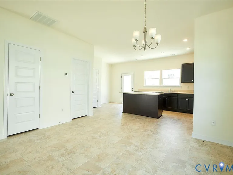 214 Greenpark Rd — Photo 11