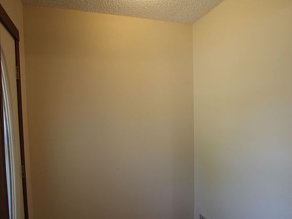 4th image of 3211 S Donnybrook Ave