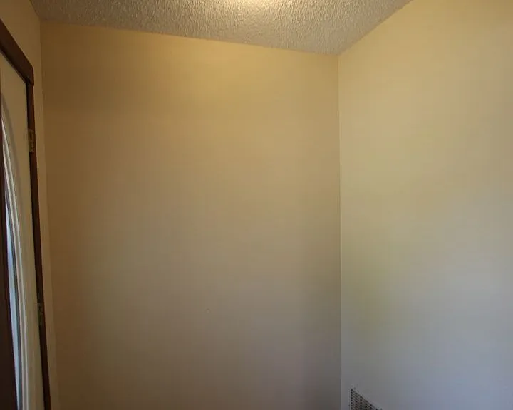 3211 S Donnybrook Ave — Photo 4