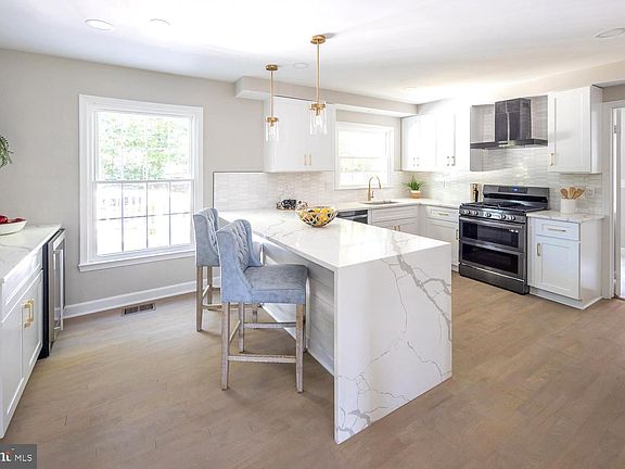 5th image of 3223 Wildmere Pl