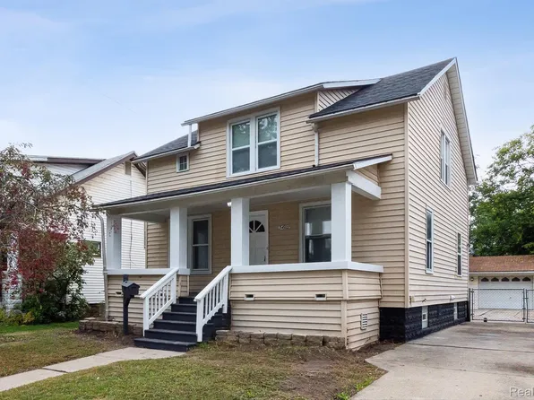 34922 Ash St, Wayne, MI 48184