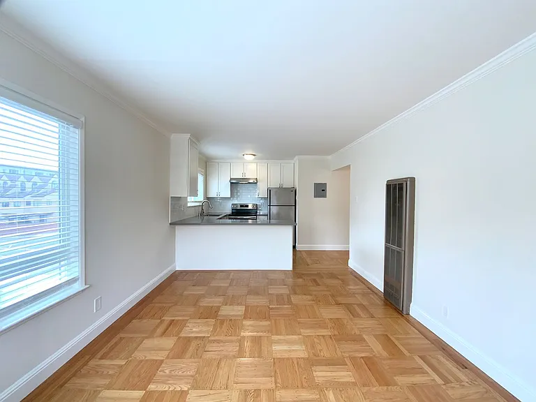 1175 Clayton St — Photo 12