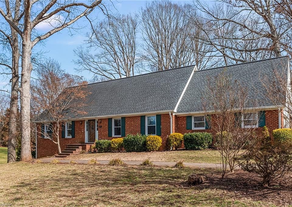 1st image of 255 Sattlewood Dr
