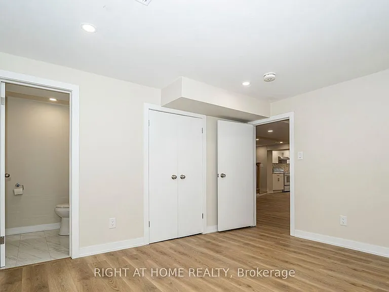 62 Inverdon Rd #BASEMENT — Photo 4