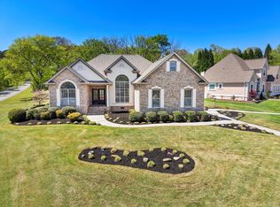 9401 Lazy Circles Dr, Ooltewah, TN 37363