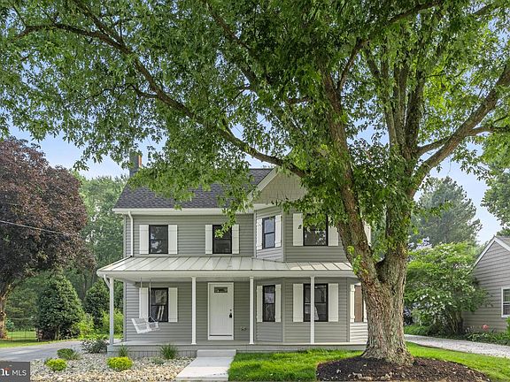 5th image of 12 Burley St