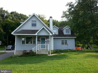 177 Gelsinger Rd, Sinking Spring, PA 19608