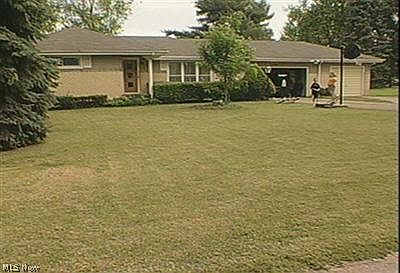 1st image of 7866 1st St SE