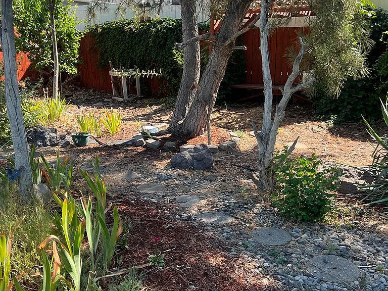 30 NE Alora Dr — Photo 23