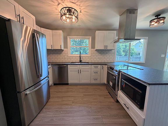 5th image of 2538 Berwyck Rd SE