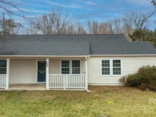 184 Fairhill Rd, Heath Springs, SC 29058