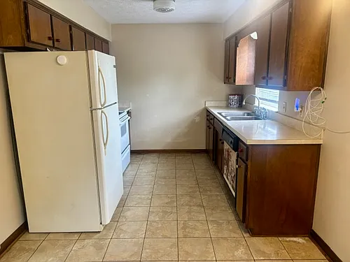 1130 Bloomfield Rd #4 Photo 1