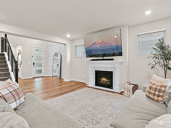 5th image of 33183 SE Stevens Street