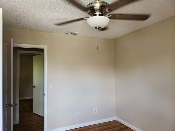3rd image of 12410 Titus Ct