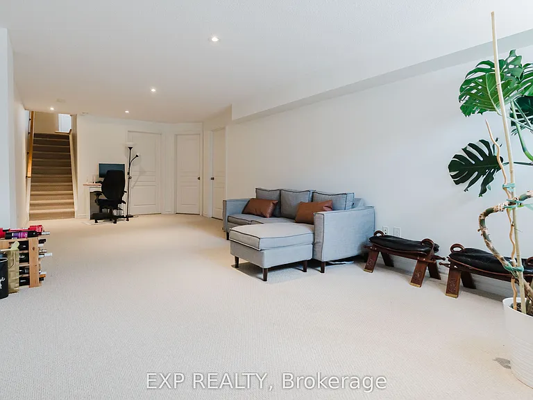 182 Mattingly Way — Photo 42
