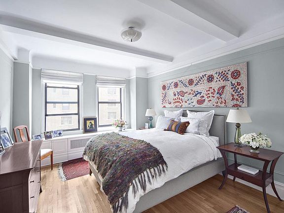 4th image of 305 W 86th St #9A