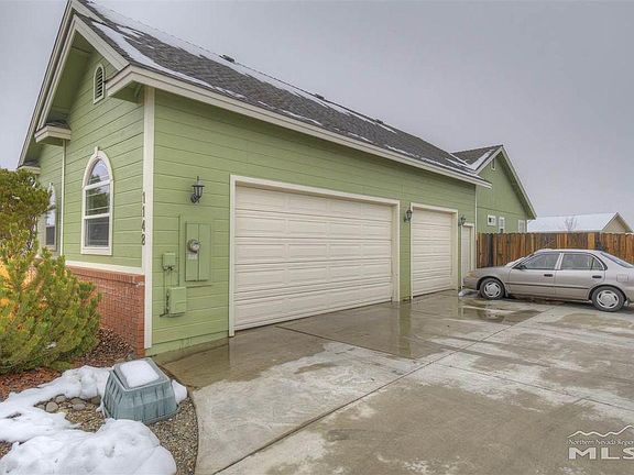 3rd image of 1148 Country Club Dr