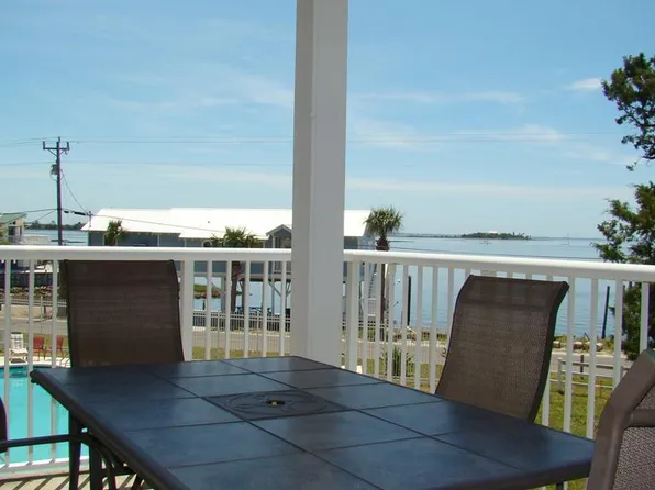 502 Main St, Horseshoe Beach, FL 32648