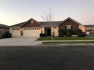 6302 W Oriole Ave, Visalia, CA 93291