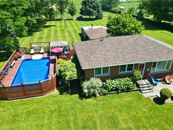 1065 Woodburn Rd, Hamilton, ON L0R 1P0