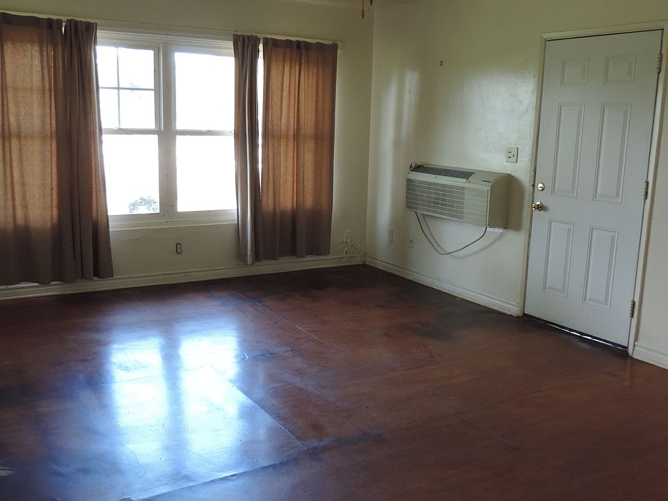 2nd image of 8881 Bowling Green Dr