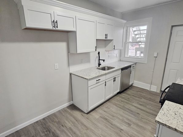 stamford-connecticut-240502497 picture