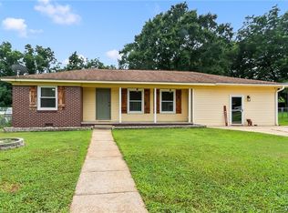 6205 Cottonwood Ln, Cottondale, AL 35453