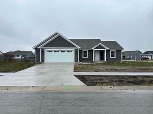 7376 E Ryan Ct, Bay City, MI 48706