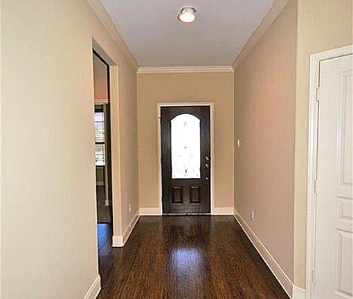5th image of 723 Pienza Ln