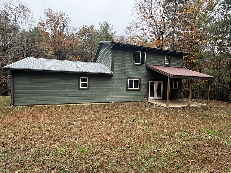 380 Hardscrabble Rd — Photo 3