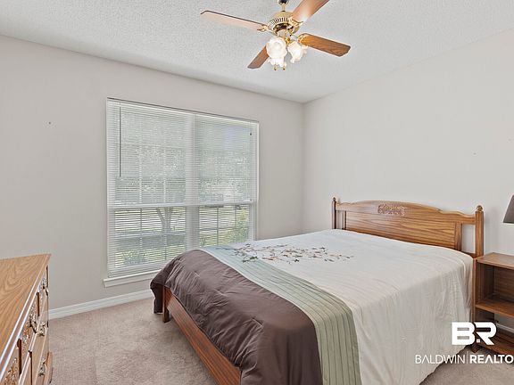 4th image of 656 Spring Lake Dr W