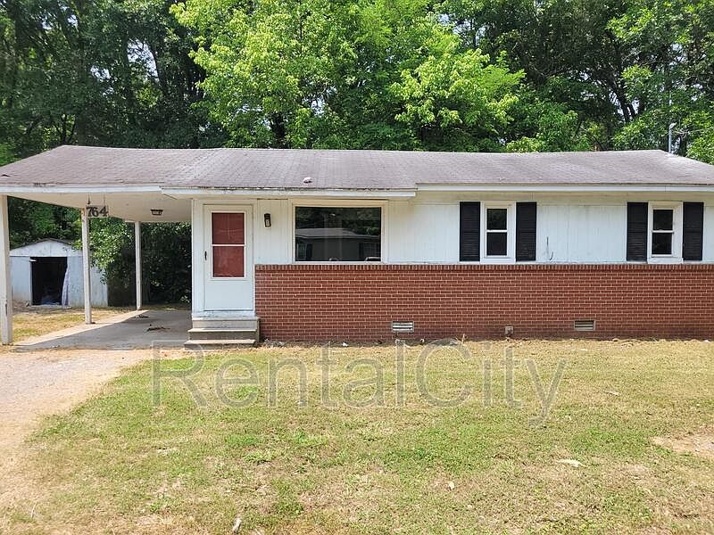 1st image of 764 Circle Dr