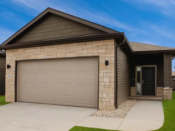 3841 Cabo Dr, Lincoln, NE 68516