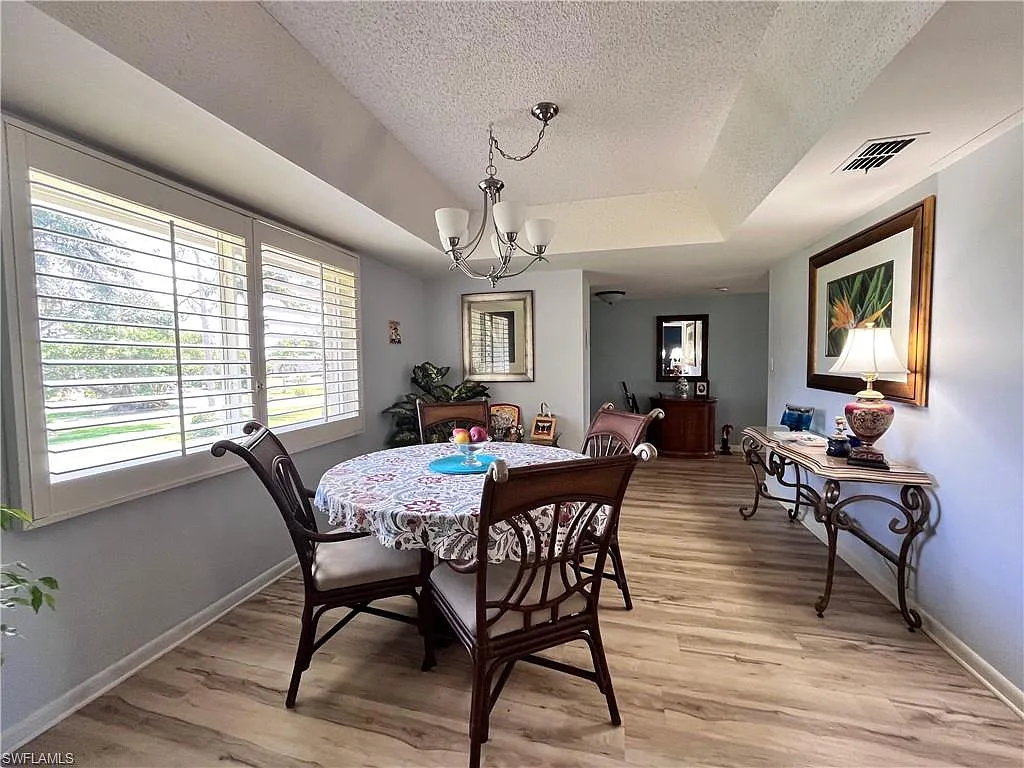 2 bed, 2.0 bath, 1542 sqft, $4,500 — Photo 2